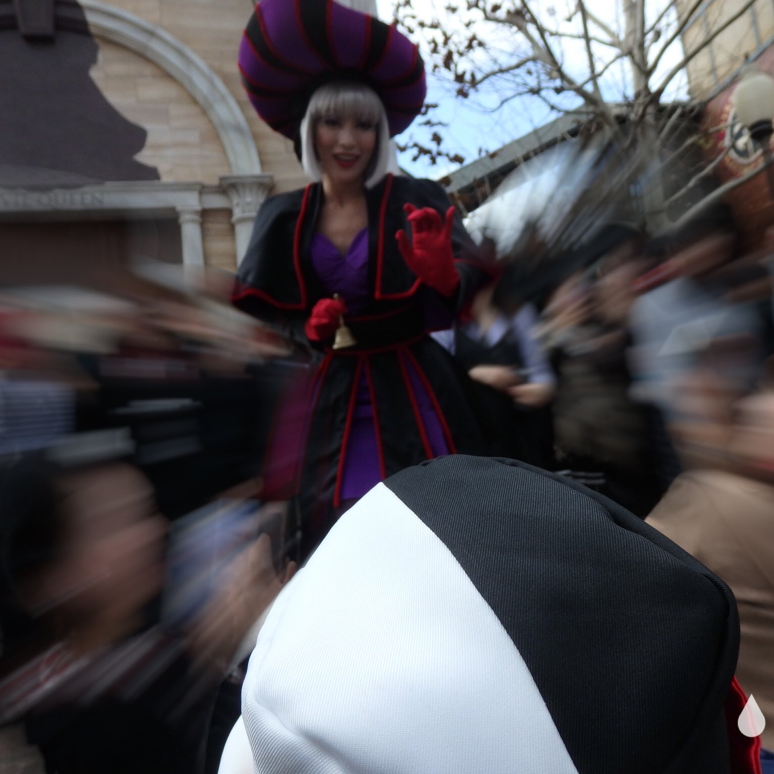 70 ヴェールちゃんが ジャックさん いらしてたのね って言ってくれたーーーーー 動画撮れなかったし写真もこの一枚だけ ヴィランズハロウィーンパーティー ヴィランズ手下 ヴェール ジャックハート仮装 ディズニーシー ディズニーハロウィン18