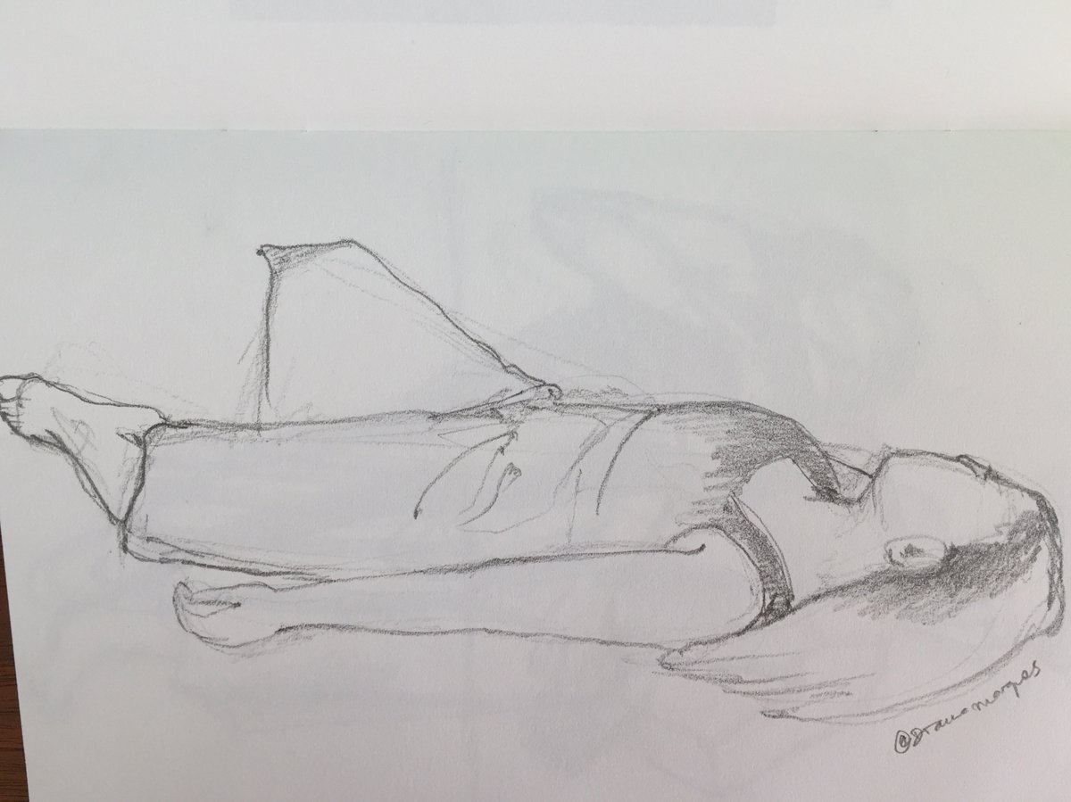 diana_c_marques's tweet photo. Figure #drawing @The_Big_Draw @ngadc was so pleasurable. With lovely dancer-models in great poses. More #ngasketch programs, please! https://t.co/9bR6hXSCjS