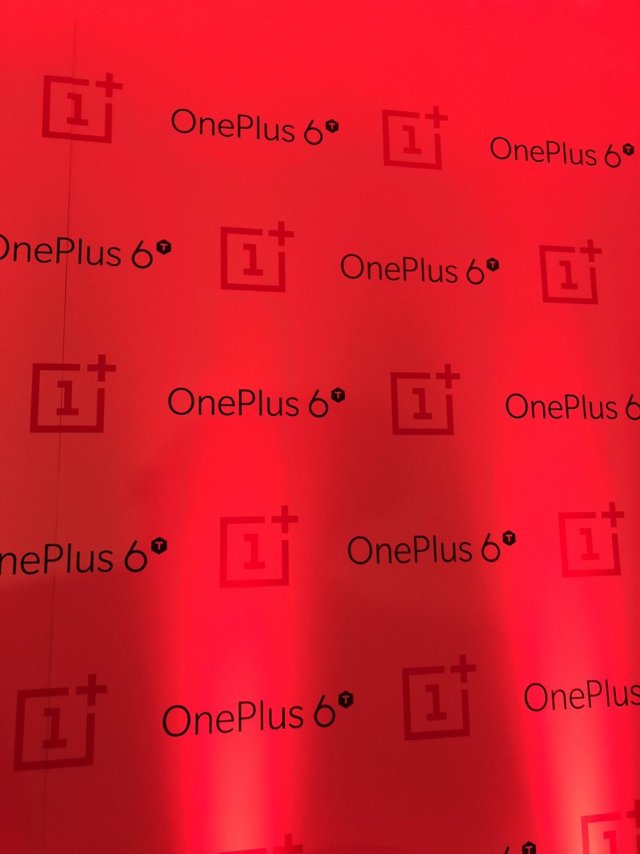 andro4all's tweet photo. Estamos en el evento de presentación del #OnePlus6T en Madrid
#UnlockYourSpeed https://t.co/C3PpiVl8kd