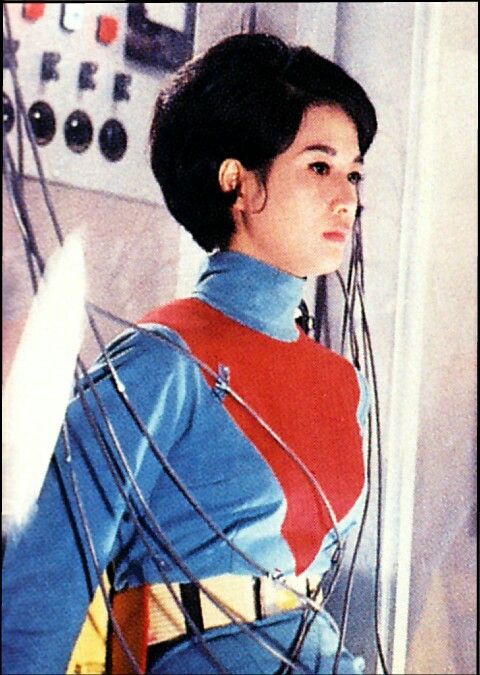 なんかさァ… #アカネちゃんも怪獣をけしかける一言 …ってタグが流れて