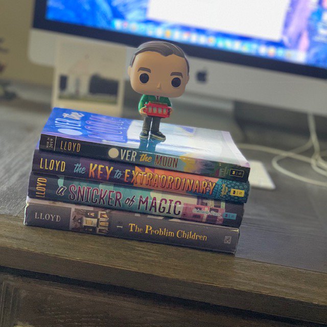 _natalielloyd's tweet image. Hey, friends! In the spirit of Treat Week, I&apos;m giving away a set of my novels to a classroom or library (including a galley of OVER THE MOON!). Just heart, RT, follow along if interested &amp;amp; I&apos;ll pick a random # on Friday. (Thanks to my bearded buddy @DanGemeinhart for the idea!)