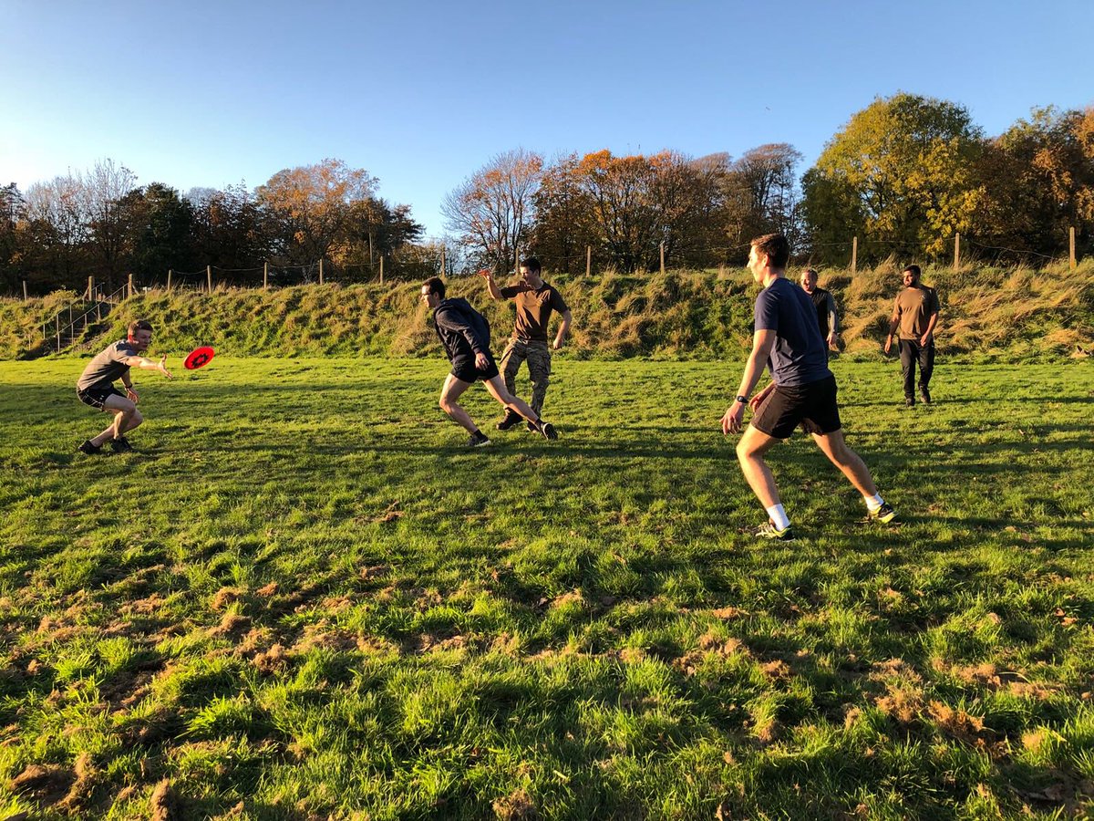 75EngrRegt's tweet photo. We spent the weekend in the #sun here in the #northwest as we competed over #assaultcourses, conducted plant tasks, built a bridge and found time for #teambuilding frisbee. #allinadayswork @Proud_Sappers @BritishArmy #Thisisbelonging #ArmyReserve https://t.co/qBLYJlsioC