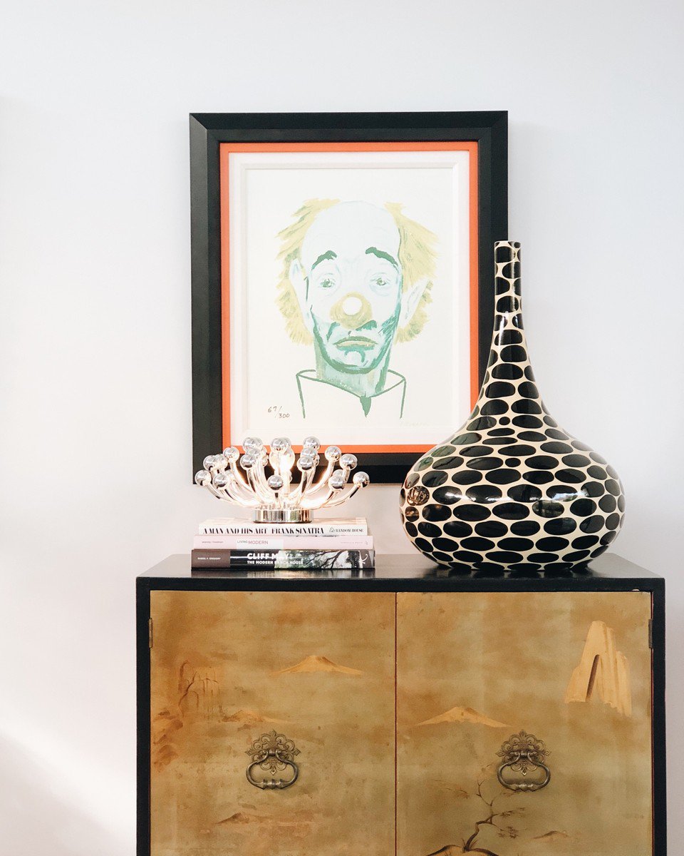 nylafree's tweet photo. Happy Mid century Monday! We don’t clown around when it comes to stylish vignettes from Palm Springs. 🤡 #clownin
https://t.co/EoR7QtGFih
#internationalinteriordesigner #calgaryinteriordesign #calgaryinteriordesigner #yyc #palmsprings #lovedesign #halloweendesign https://t.co/dxQomDOQwx