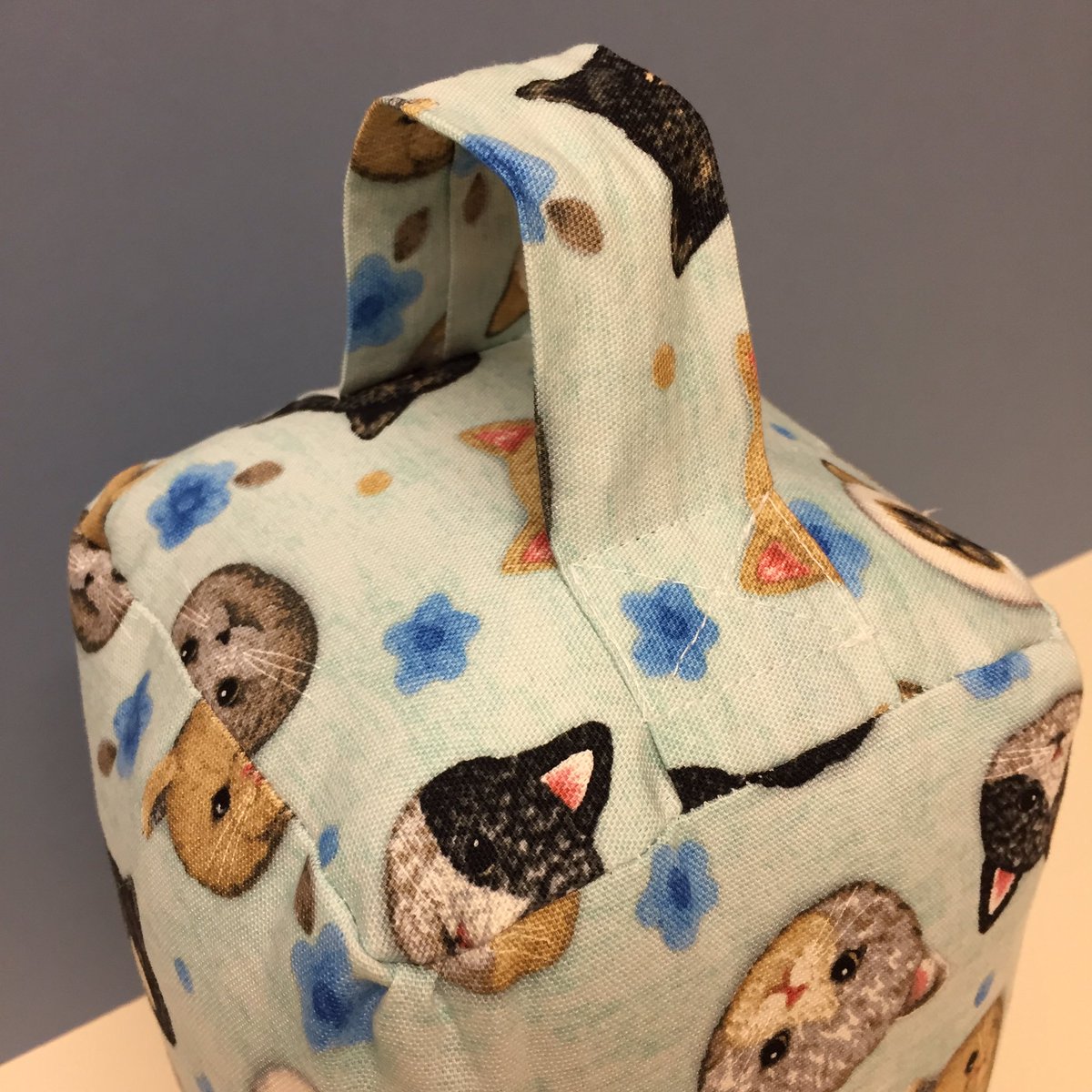 meeliemoon's tweet photo. #Helston #kernowhour #Madeinukhour #creativebizhour these modern doorstop are now in our etsyshop a perfect addition to any modern home https://t.co/UL7Hpbjjun #doorstop #catdoorstop #triangledoorstop #birddoorstop #madeincornwall #homedecoronline #etsycornwall #shopsmall #fabric https://t.co/CWXiVXrzOd