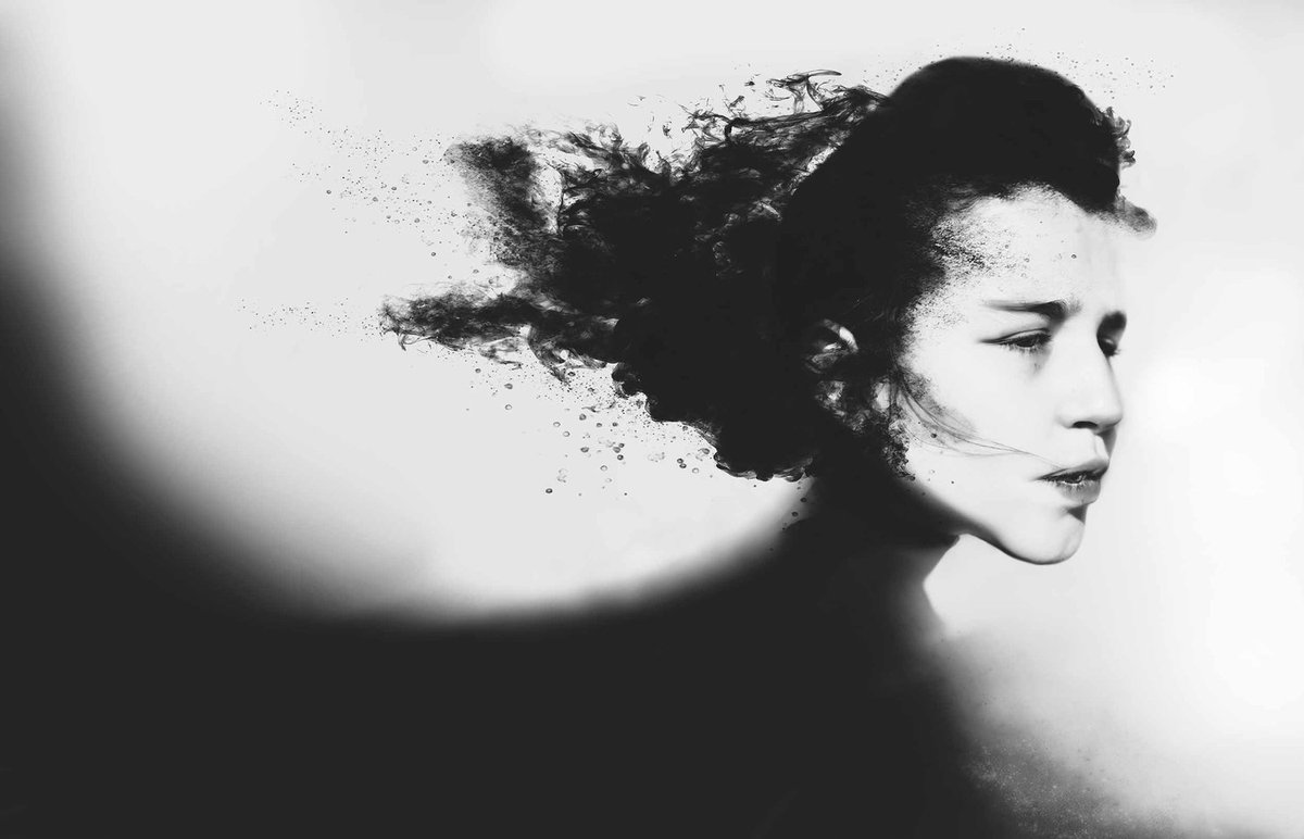 Q25gallery's tweet photo. Silvia’s surreal and powerful fine art images of the female form are  utterly compelling. 

https://t.co/nNYe0D1V0y
#artgallery #exclusivephotography #surrealphotography https://t.co/uA9ZvaozsI