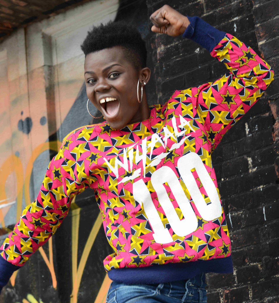 Wiyaala's tweet photo. "every one of us, women and men, girls and boys, should be as self-confident as Wiyaala."  #escapethecorset story via South China Morning Post @SCMPNews      https://t.co/IhoHq8m143 https://t.co/oc5uufXpc8