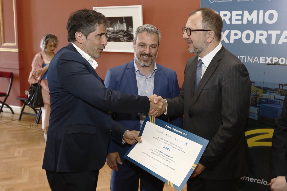 GLOBA_PBA's tweet photo. Queremos compartir la mención especial que recibió GLOBA en los #PremiosExportar 2018, por su valioso aporte como Organismo de Apoyo al Comercio Exterior.
#GLOBA @InvestTradeARG @fabianpdk @licgonlop https://t.co/HzQIfdHUdE