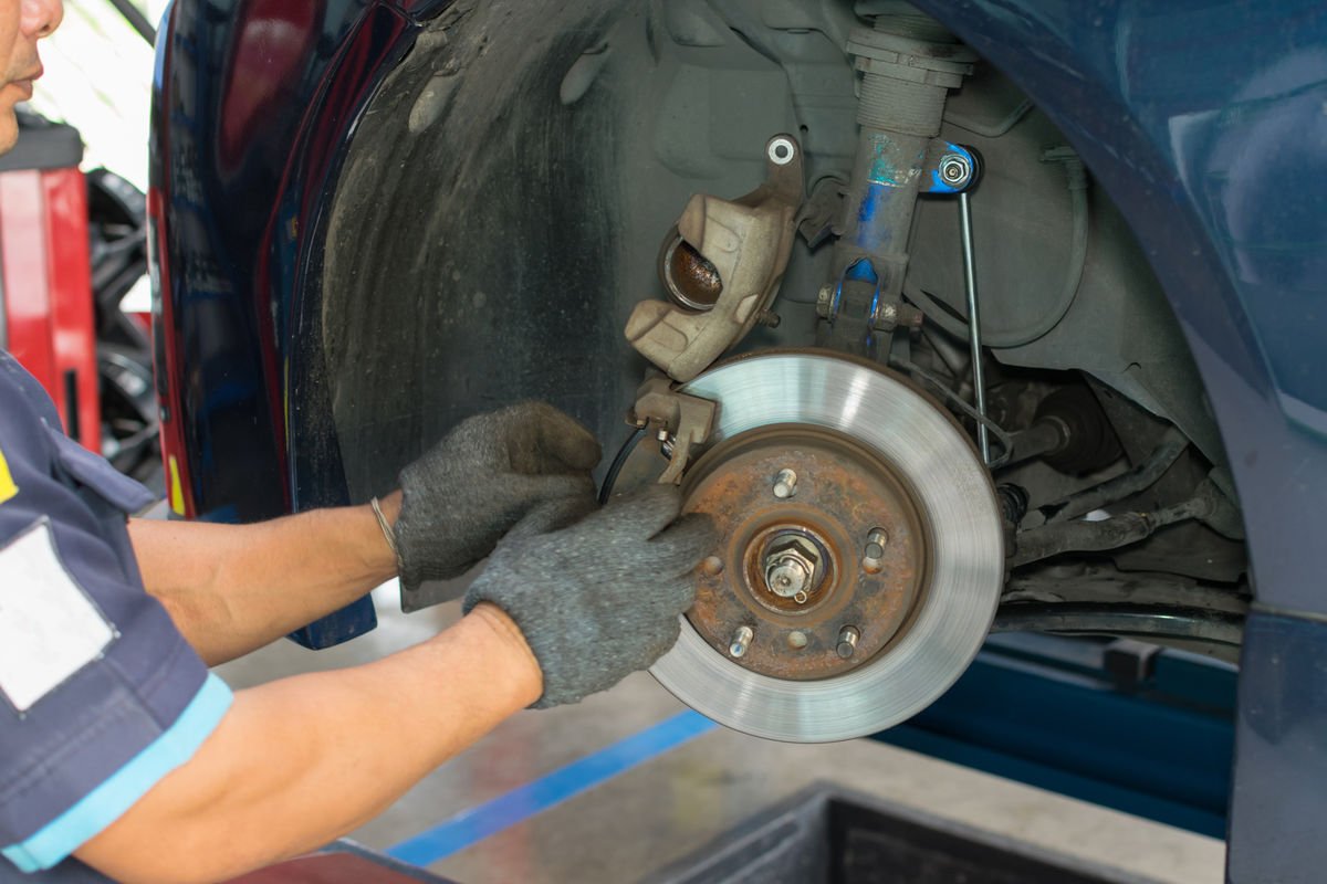 Ecocar_s's tweet photo. Changer vos plaquettes de frein vous-même en louant l'atelier du garagiste proche de chez vous https://t.co/HO8bnDJUDR #fairesoimeme
@_deal2drive #achetermalin @AutoReparReseau @FifiMecanic @FrWrecks https://t.co/Cev2b5aPfs