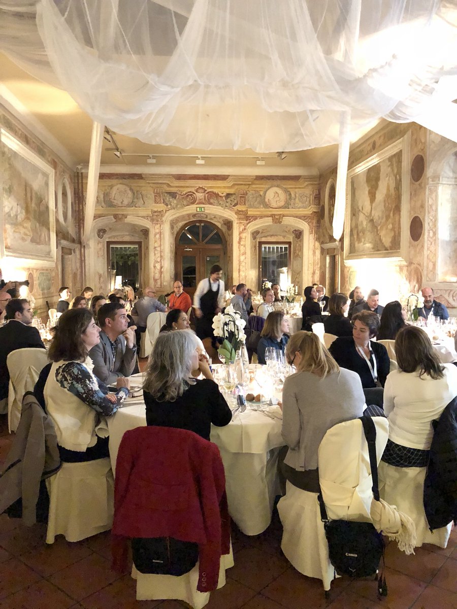 ConnectionsWay's tweet photo. Dvorec Zemono has a special place in Slovenian architectural history, representing a unique example of a Late Renaissance manor house. Today it’s celebrated restaurant Gostilna pri Lojzetu, famed for its refined cuisine. #ifeelsLOVEnia #zemono #vipavavalley #ConnectionsAdventure https://t.co/5iBiakvnwS