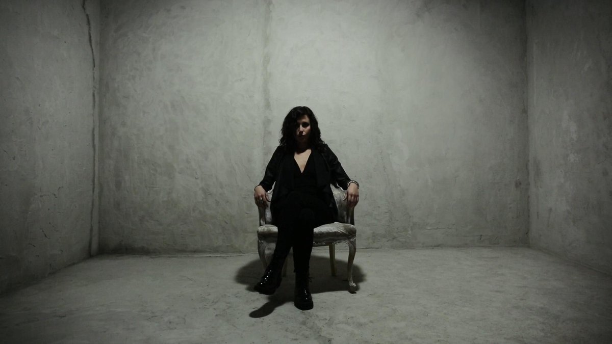 ravenscryband's tweet photo. #RavenStory #10years #MemoryOfTheWeek
Year 10, 2017: The Invisible year. Here is a shot from Oscillation videoclip
#Ravenscry #TheInvisible #Memories #OnceUponATime https://t.co/PLO9JLySdY