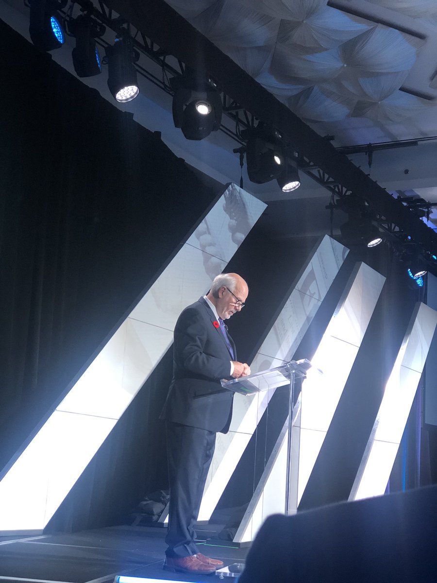 VicfromVictoria's tweet image. The number one piece of leadership advice from @petermansbridge “Tell the truth.” Lead/Impact with @nicolawealth