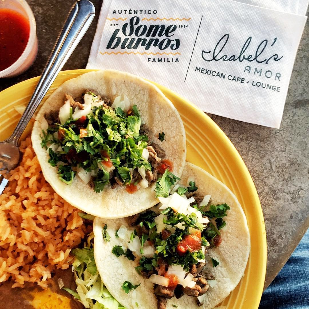 Someburros's tweet image. Our food is the "taco" the town. 💬

Share a snapshot of your next Someburros meal or you enjoying it with the hashtag #ShareYourSomeburros for a chance to be featured on our social media. 📸

#ShareYourStuff #Someburros #BringTheFamilia #Authentic 📸: Instagram.com/azphotopro