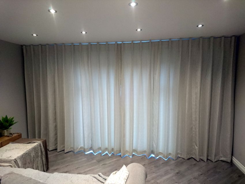 WindowCreations's tweet photo. With all of our #Curtains and #Romans being #handmade and #winter fast approaching did you know that you can upgrade to a #thermal lining to help keep your rooms #warm and snug. 

Contact us on 0161 790 8222 or Visit our website here https://t.co/UhGmzjDCdN

 #SoftCloth #Fabric https://t.co/AUyJr1TvUS