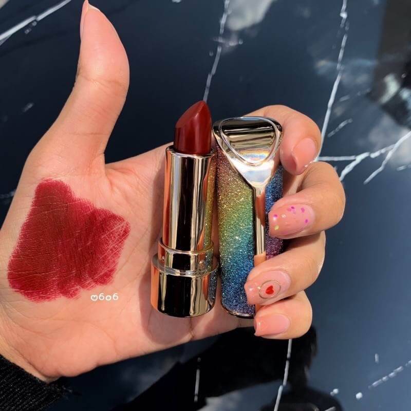 chxcy_'s tweet photo. แท้ 💯💯💯

Flicnen lip ลิปสติกเนื้อแมท สีสวยม๊าก 💥
สินค้ามาใหม่ ด่วนคร้า ก่อนหมด เนื้อสีชัด นุ่มติดทนทั้งวั้น ไม่ตกร่องปาก เเพคเกตเริ่ดไม่ลองถือว่าพลาดจ้า มีติดเป๋าไว้เก๋ๆ #ตำค่า 💕💕

ราคา 100฿ เท่านั้นจ้า
 #ลิปสติก #ชี้เป้าโปรถูก #ไว้ขายของห้ามรีวิวโว้ยย #เครื่องสําอาง https://t.co/jNI7A9GYhc