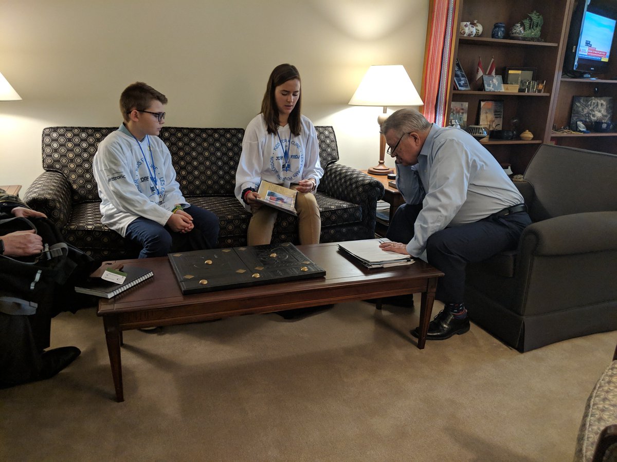 RalphGoodale's tweet photo. Welcoming @JDRF_Canada to Parliament Hill today for their annual #KidsForACure Lobby Day 2018. It was great to meet Duke Brochu from Humboldt and Beth Miller from Calgary. Thank you for your  hard work to improve the lives of people with #T1D. #TeamT1D https://t.co/D5rfClUDOm