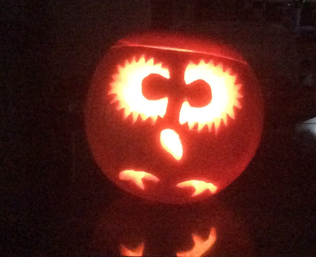widespreadhaze's tweet photo. @gladkiwi @DeficitOwls a U.K. Deficit Owl to add to the #MMTHalloween owl collection. Happy Halloween! 🦉 https://t.co/xuOaPBvLJt