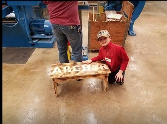 SCCOMMED1's tweet photo. These amazing youth woodworkers made fantastic #woodworking projects on Saturday at Apollo! Many thanks to @isd742 youth enrichment class sponsors Allied Building Products, Inc. and Quad City Contracting, LLC! Photos: @TweetCMBA https://t.co/vYhdY0iNXN