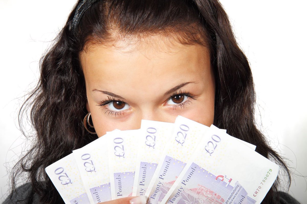 Want to make some extra cash??
Sell us your unwanted telecoms equipment - It's that easy! 
Call: 01403 224450