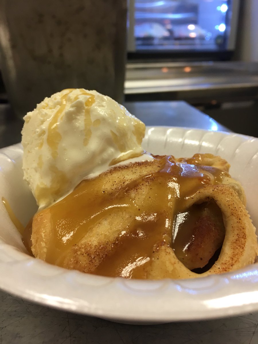 rasdcafe's tweet photo. Perfect for a cool October day, warm Apple Dumplings, now that’s tasty! #TastyBites @Teamcassidy1 @TNG_Corporate @RASD_Admin @TNGMadPres https://t.co/0uesefvUmi