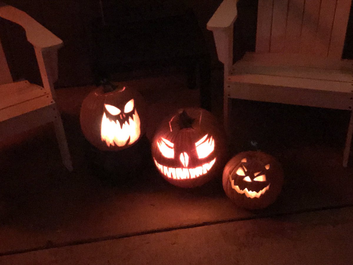 FoodsRandys's tweet photo. We carved some pumpkins over the weekend! Trying to get into the Halloween spirit 😂 https://t.co/5TV6l9uhEJ