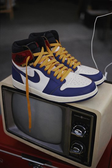 highsnobiety's tweet photo. Take your first official look at the Union x Air Jordan collab: 

https://t.co/5zKQqacWSQ https://t.co/ZZEhTYYW3e