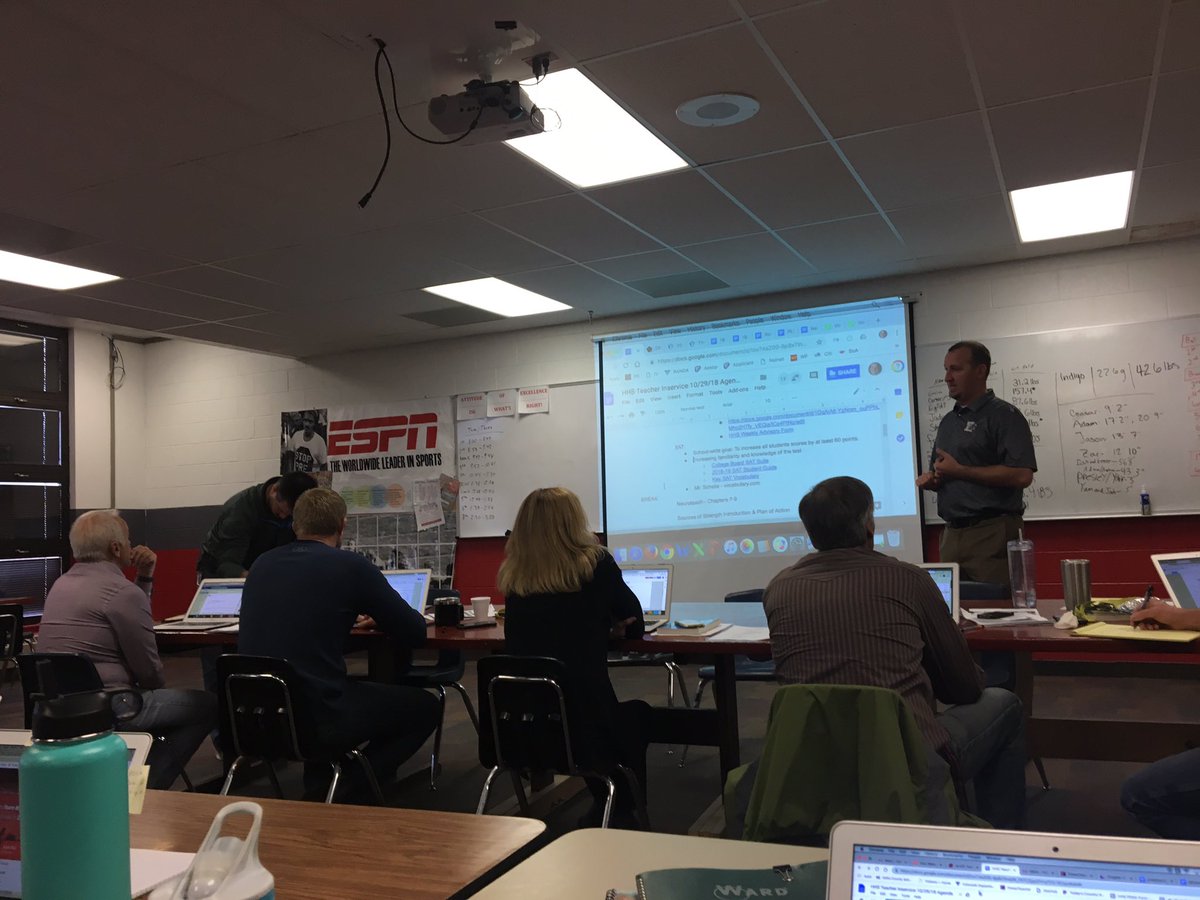 HaillieTaylor's tweet photo. Just learning to be the best educators we can! #HHS #HotchkissHigh #attitudeofexcellence #LearningEngaged https://t.co/K2eysfhXk4