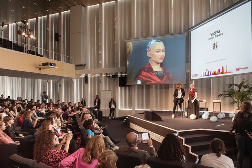 IreneFeLu's tweet photo. Orgullosos desde @Incipy de haber sido partners del 5th International HR Conference #HRBCN18 Compartimos #vídeo resumen y los mensajes más inspiradores  https://t.co/CbQWzT7EyH cc @advantgeConHR @HRConferenceBCN https://t.co/msSZxlcZAq