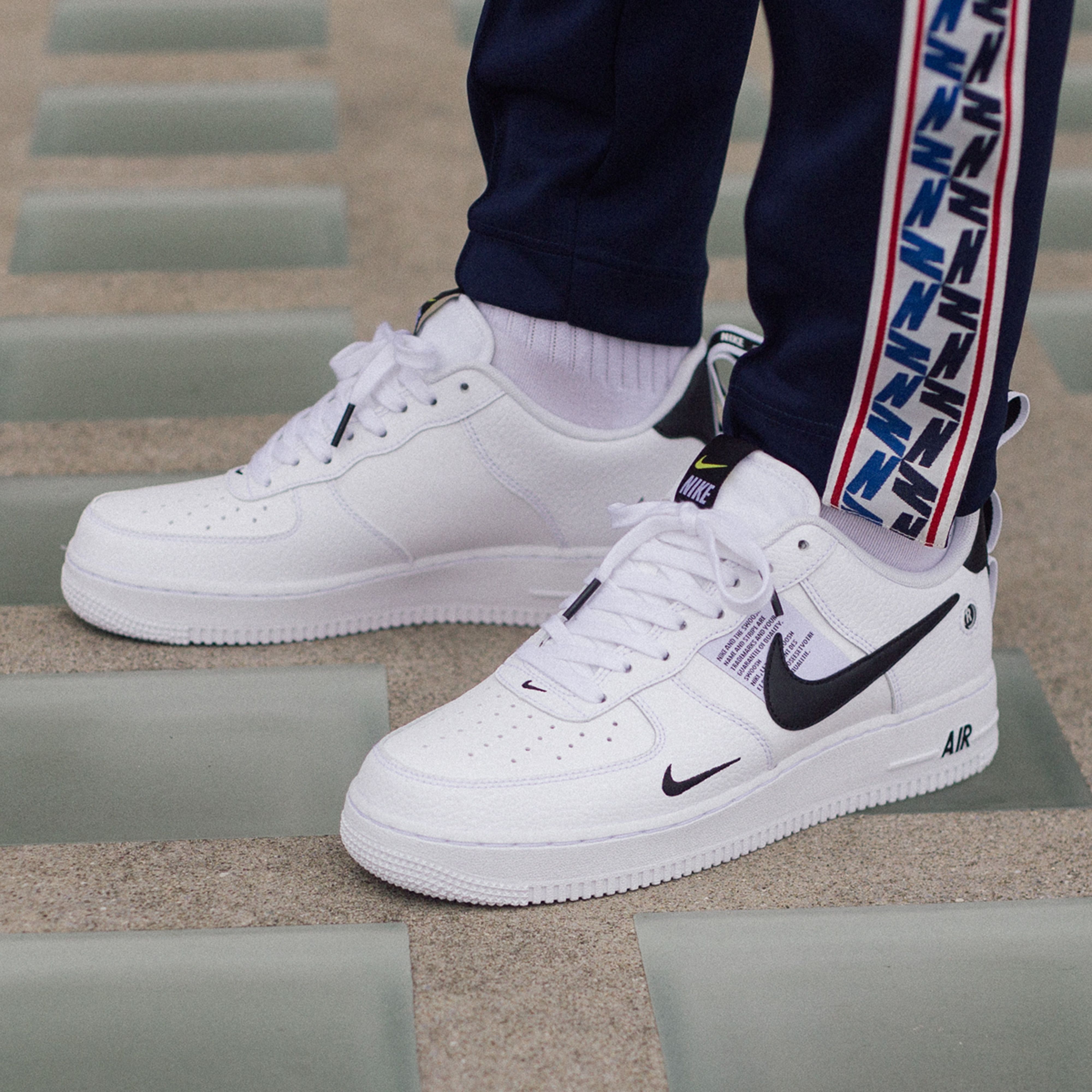 Nike air force 1 utility white white best sale black tour yellow