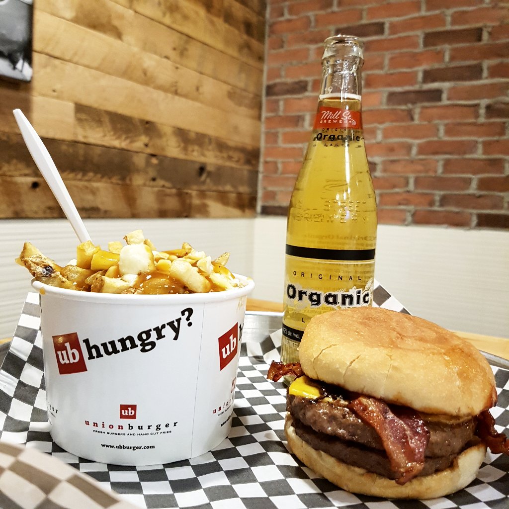 unionburger's tweet photo. Cheers to LUNCH😉 https://t.co/NqS4BWf0BA