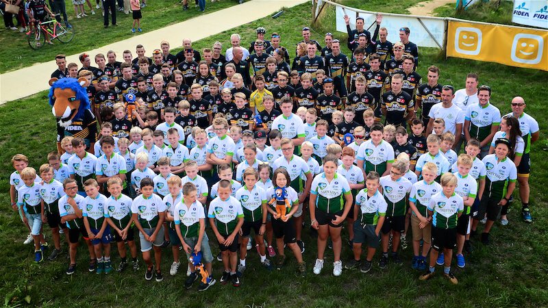 Sven Nys (@sven_nys) on Twitter photo 500 kinderen opleiding kunnen geven in 2018 via de #SvenNysAcademy dat is aan de toekomst werken van je sport. <a href="/TFLions/">True Freedom Lions</a> #oneteam @aadrinkjongeren <a href="/Telenet/">Telenet</a> @Fidea_Insurance <a href="/TrekBikes/">Trek Bicycle</a> 500 kinderen opleiding kunnen geven in 2018 via de #SvenNysAcademy dat is aan de toekomst werken van je sport. <a href="/TFLions/">True Freedom Lions</a> #oneteam @aadrinkjongeren <a href="/Telenet/">Telenet</a> @Fidea_Insurance <a href="/TrekBikes/">Trek Bicycle</a>