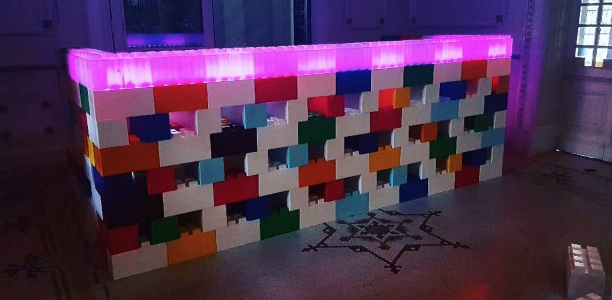 EverBlock's tweet photo. Add #LED strip lights to our translucent #blocks to brighten up any space or build! #everblock #ledlights #tentevent #eventorganizer #eventbar #eventrentals #portablebar #eventbar #tentbar #serverstation #custombar #biglego #decor #led #lights #ledbar #lightupbar @TiagoAbravanel https://t.co/SVWCWfe2H7