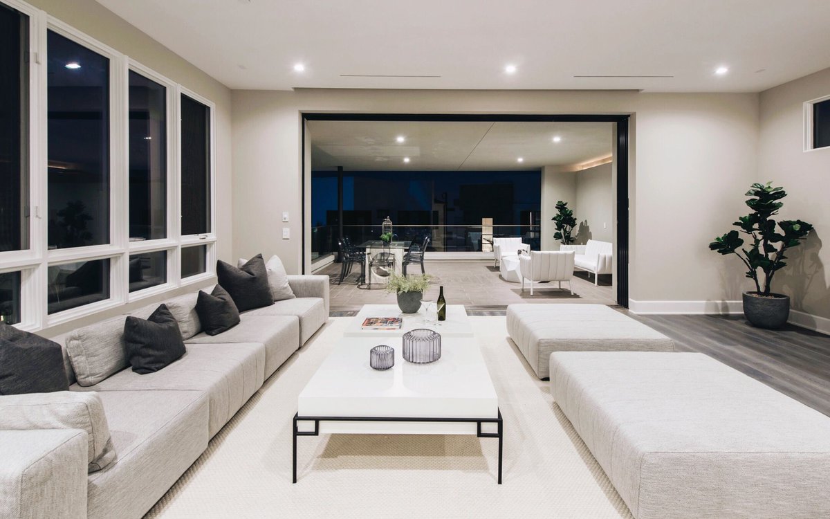 Love the clean lines on this modern luxury home designed by me for @Vesta
.
.
.
.
#luxury #design #modernhome #homestaging #modernluxury #modernluxe #ladesign #interiordesign #interiordesignla #happyhome #nordicdesign #zen
#simplicity