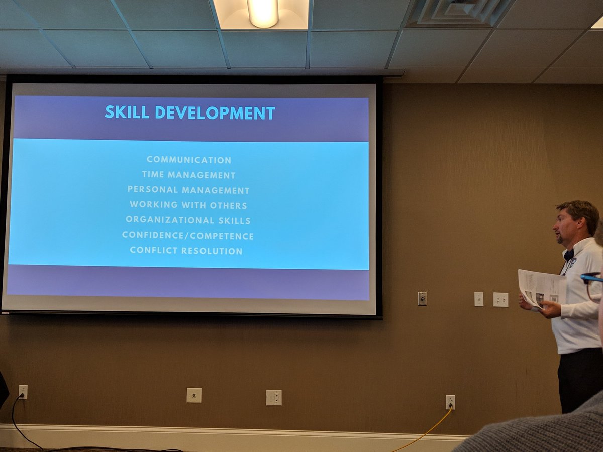pokosimon's tweet photo. Quantifying leadership development #glacuho #prodev #conference #acuhoi #greatlakes #reslife #housing https://t.co/KC3mShf2kM