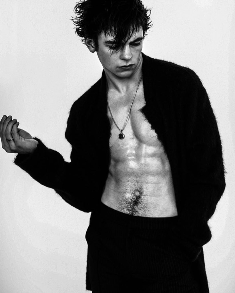 #mcm goes out to Kinkle because one pretty boy knows how to appreciate another.