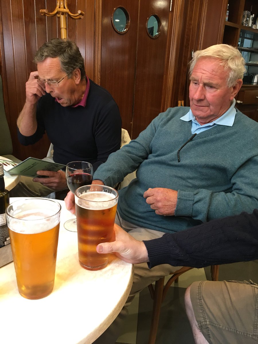 TerryCarter_1's tweet photo. Big big beers!! https://t.co/CMjsvCJPTT
