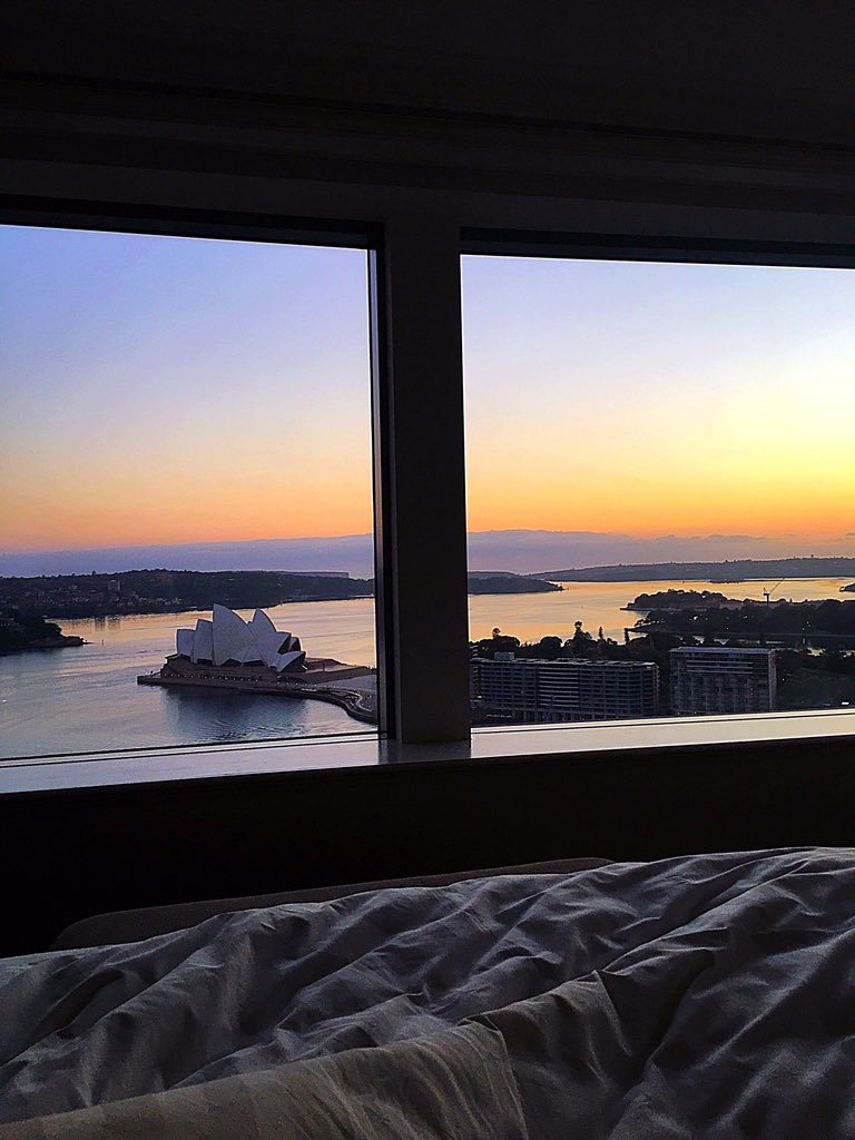 marleysmate's tweet photo. View from bed this morning #perfect #notbadeh #couldstayhereallday https://t.co/bkzsU6L0A9