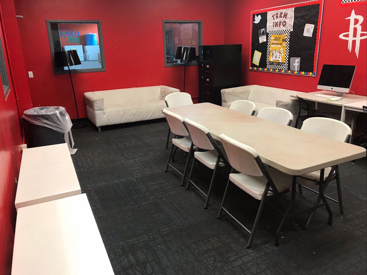 bgcghouston's tweet photo. Thanks @TrueValue for donating paint to help us provide the best facilities for our youth! Check out the before and after photos of our Clubs thanks to #TrueValueFoundation. #TrueValueofYouth @BGCA_Clubs https://t.co/cJXJZ1tle4