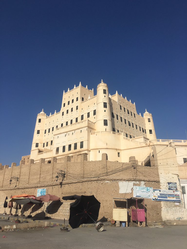 Qaniwi's tweet photo. Having great time visiting #Shebam and #Seiyun ♥️
في زيارة توثيقية لسيئون وشبام وبعض مناطق حضرموت ل عمل تراثي قريب https://t.co/GHkXTKYZOz