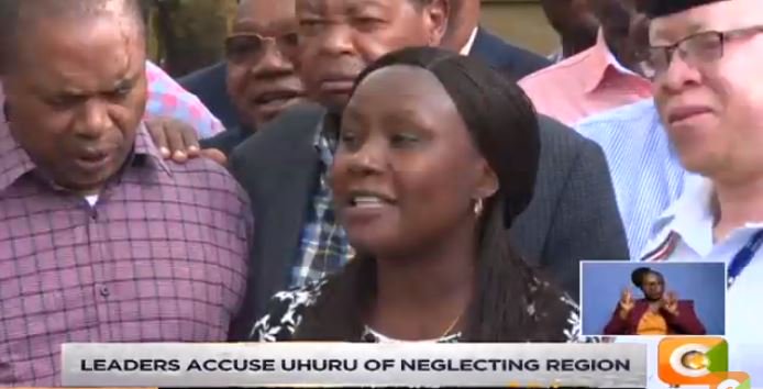 citizentvkenya's tweet photo. WE ARE DEMANDING MORE... 
Mt. Kenya leaders give Uhuru ultimatums. Leaders accuse Uhuru of neglecting region.

Mbarire: Region must claim its rightful share.

Leaders divided over DP Ruto succeeding Uhuru

Kangata:  We had to drop the issue of referendum #MondaySpecialKE https://t.co/umJd1oSBwI
