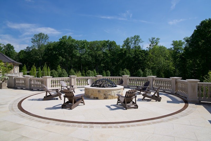 Adhering limestone veneer to outdoor kitchens, fireplaces, accent piers, and walls is an option to simplify construction, which  makes natural stone much more appealing to work with. hubs.ly/H0fjXkc0
#UseNaturalStone #Architecture