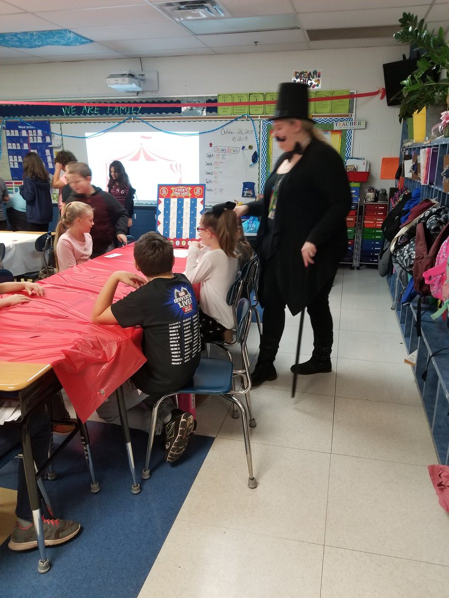 Skyview_Elem's tweet photo. The Multiplication Carnival was s success! There was so much learning and fun happening the kids didn't want it to end. @Monongalia_Co #🚀pride https://t.co/4K6hwPfR1y