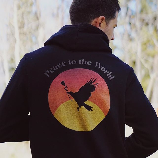 Your getting chilly. It’s that time of year. Snuggle up in one of these babies. You’ll love it. Get yours by clicking the link in my bio. 🌹 #peacetotheworld ift.tt/2COkK96