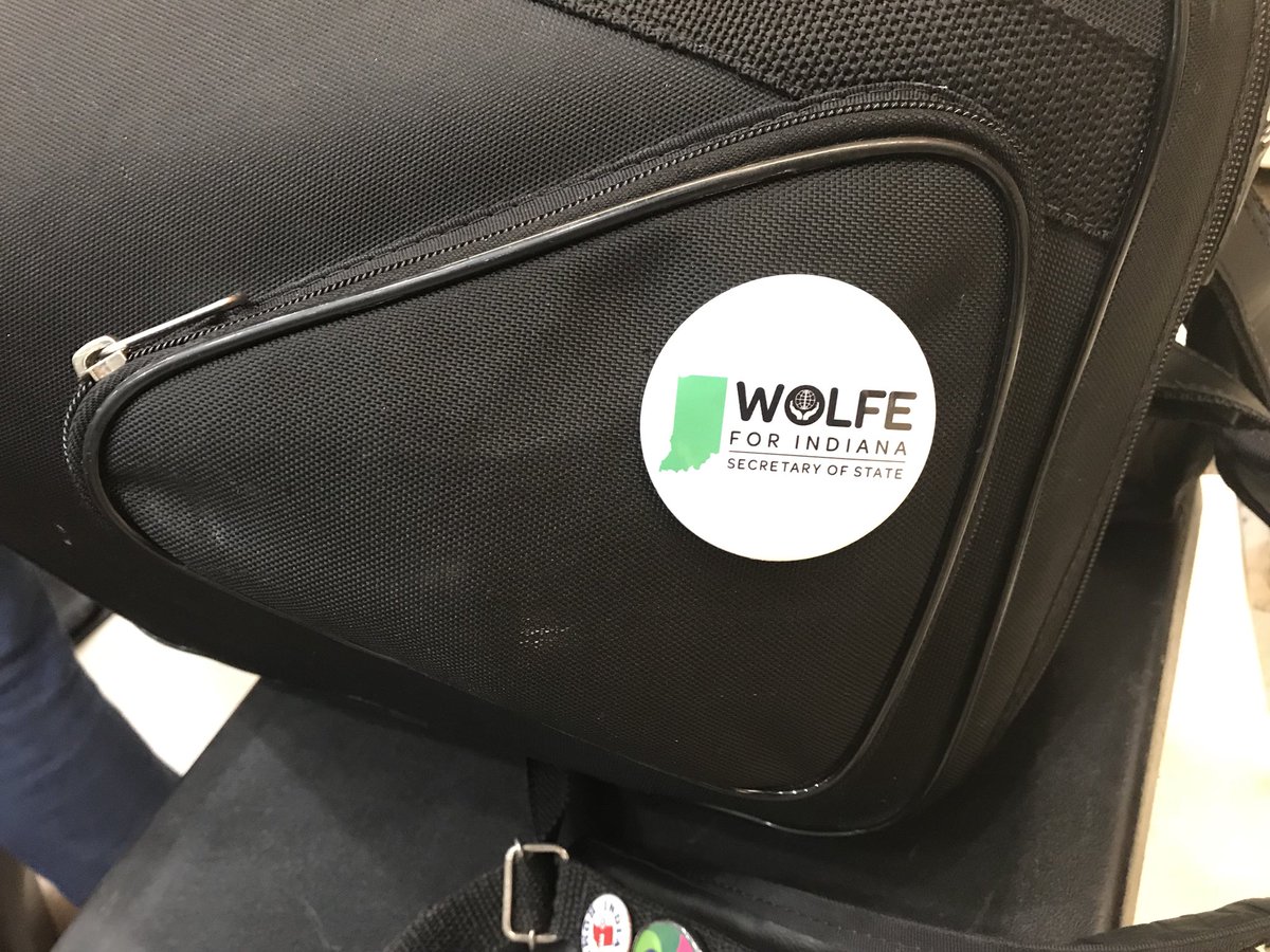 FHornHero1995's tweet photo. I don’t do endorsements much but it’s always a no brainer to endorse a fellow musician for public office. Rocking my button on my horn case and getting the word out to #WriteinWolfe @WolfeForIndiana @IndGreenParty https://t.co/yM2ak8ufzD