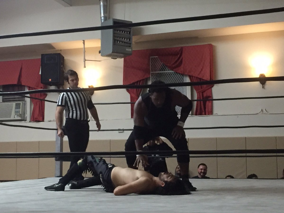 MichaelJPuddy's tweet image. Kicking ass and taking names, just another day at the office for @HesOnliine #BigCuzzo!