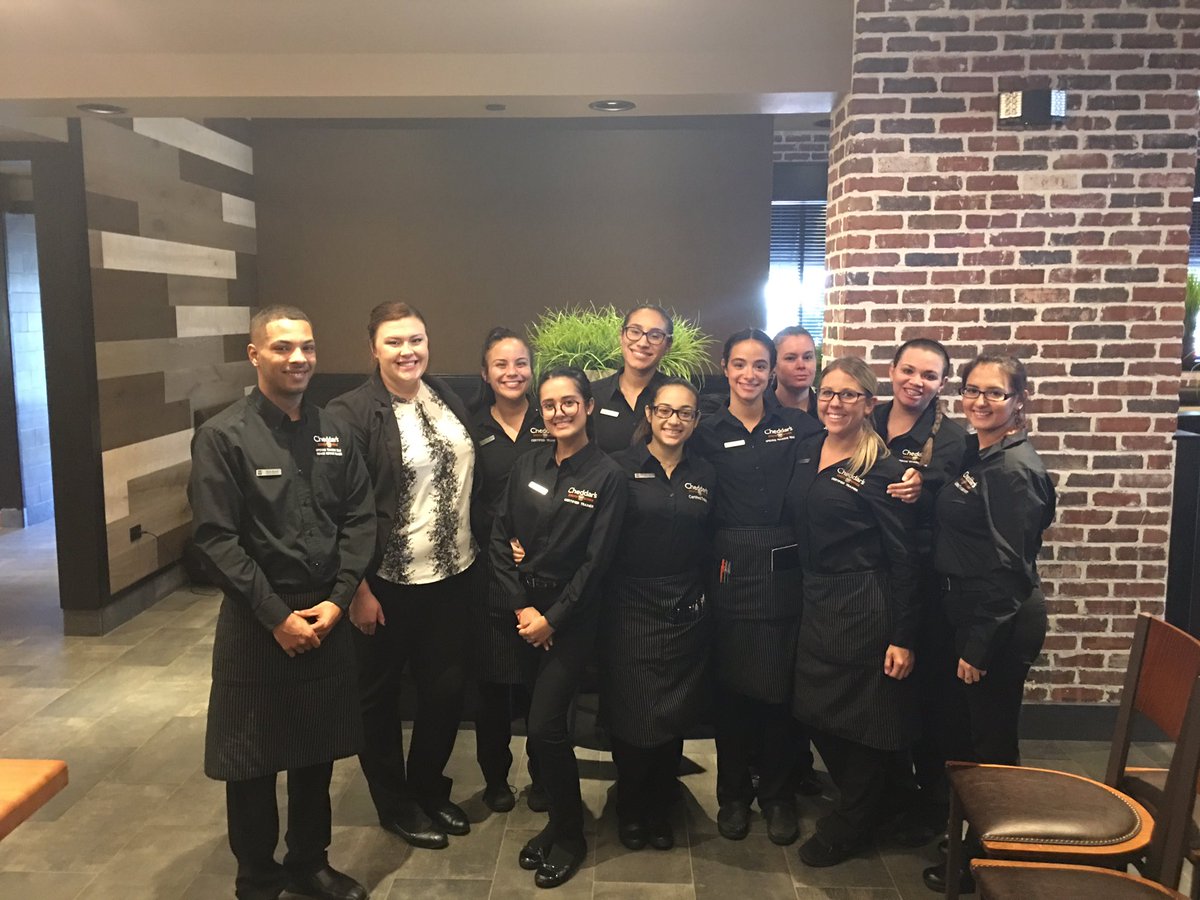 RT @ashnorman19: I am so blessed to have such an amazing group of trainers to get my new team members ready to wow the guests in #Ocala!!! #cskdreamteam #onecheddars #teamocala #cskocala