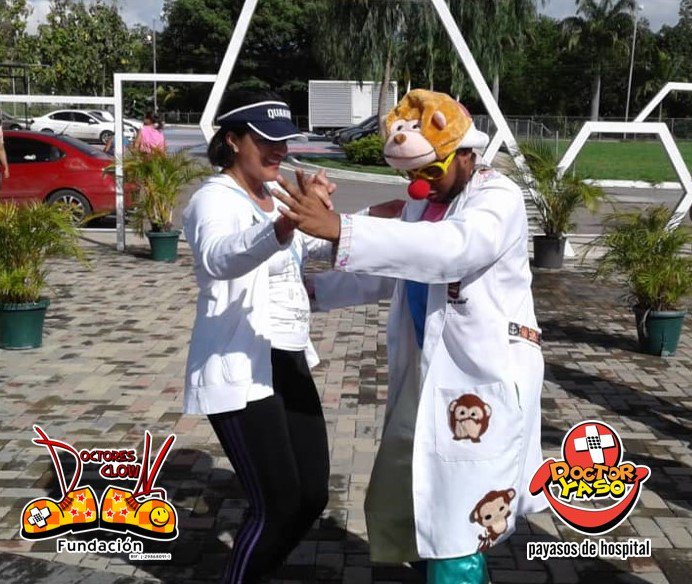 Doctoresclown's tweet photo. #TipsClown 🔴

El clown es por decirlo así un alquimista de emociones, cambia tristezas por alegrías.

Junnior Peñaloza https://t.co/gECYqKEw6b