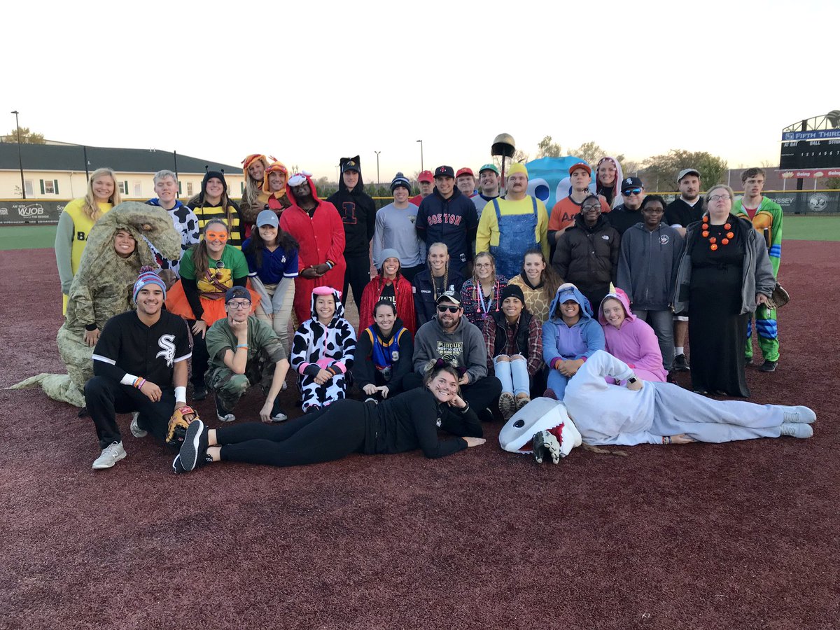 PNW Softball tweet media