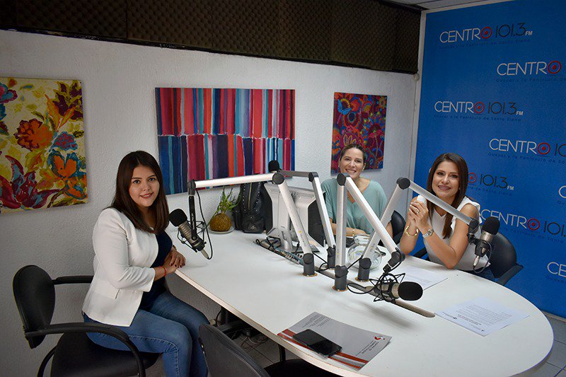 Agradecemos a <a href="/radiocentroec/">CENTRO Digital</a> y a su programa <a href="/_3enraya/">Tres en raya</a>, por ayudarnos a difundir el #DesafíoDeInnovación2018 de #MujeresInnovadoras. ¡No te quedes fuera! Postula tu idea de #ServiciosFinancieros hasta el 4 de noviembre en mujeresinnovadoras.com
