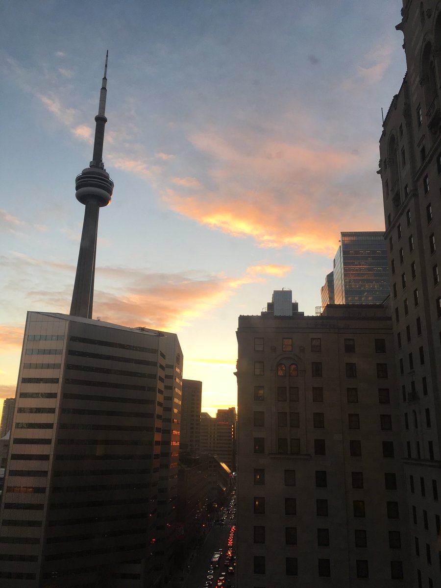 MarkScholz4's tweet photo. Oh hello Toronto! Here for a good time (not a long time) for #canadasgreatkitchenparty - cheers #toronto #canadasauctioneer https://t.co/b4zlX5r65h