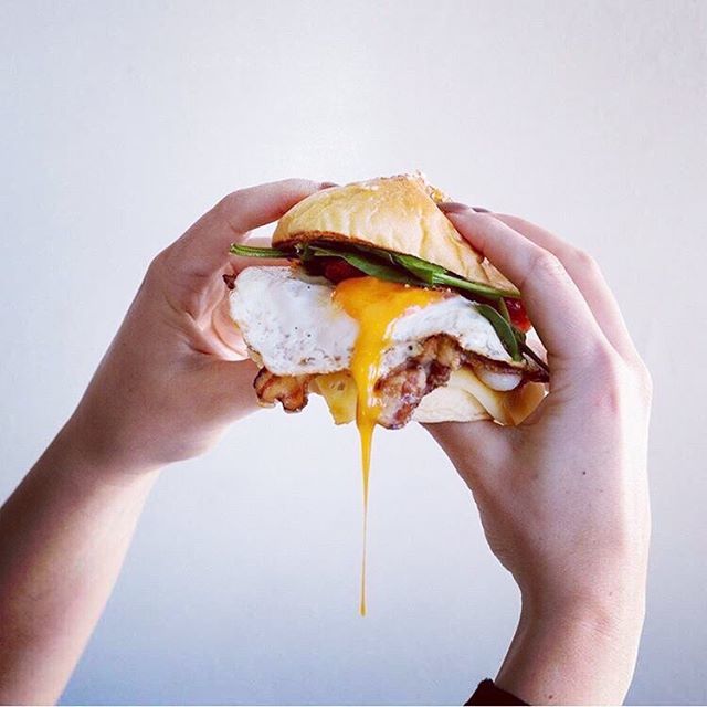 | BAE |
Is there anything better then a cheeky Bacon And Egg bun in the morning.... I think not!
📷 // @morgansette ift.tt/2qhPR5e